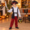Pack Pirata Zombie Niño: foto ilustrativa con el disfraz puesto